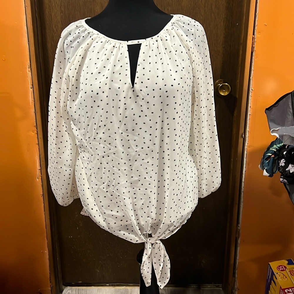 Off white front tie  blouse very soft and comfortable